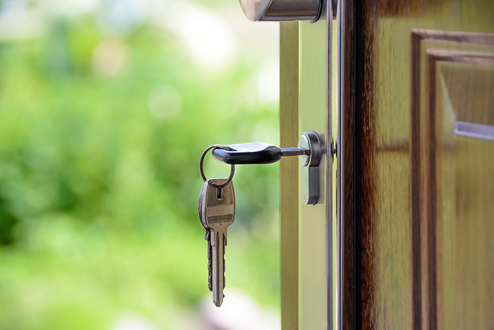 A2B Locks are able to provide local locksmiths in Swadlincote to repair your broken locks. 